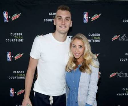 Olivia Harlan husband 